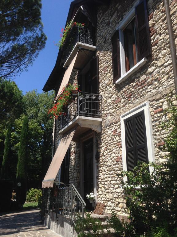 Ferienwohnung Il Pioppo Antico Viggiù Exterior foto