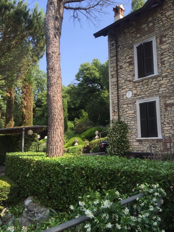 Ferienwohnung Il Pioppo Antico Viggiù Zimmer foto