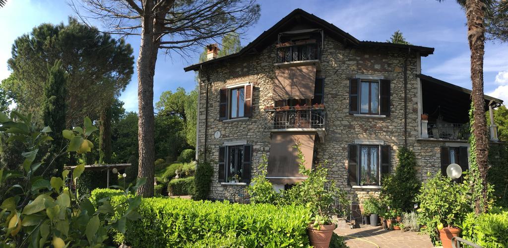 Ferienwohnung Il Pioppo Antico Viggiù Exterior foto